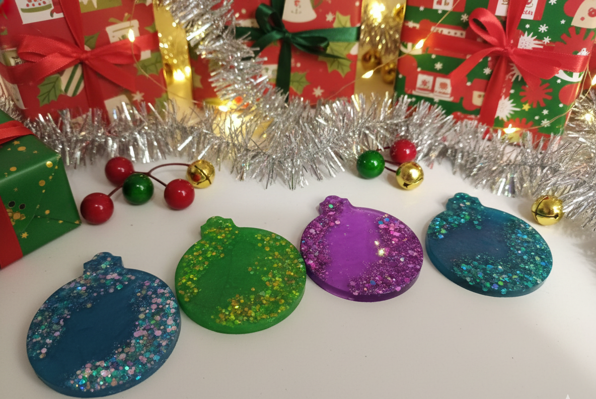 BOLA DE NAVIDAD EN RESINA (MICA)